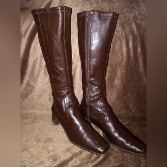 Enzo Angiolini Genuine Soft Leather Boots/ Vintage Brown Mid Calf Zipper Boots - Picture 1 of 15
